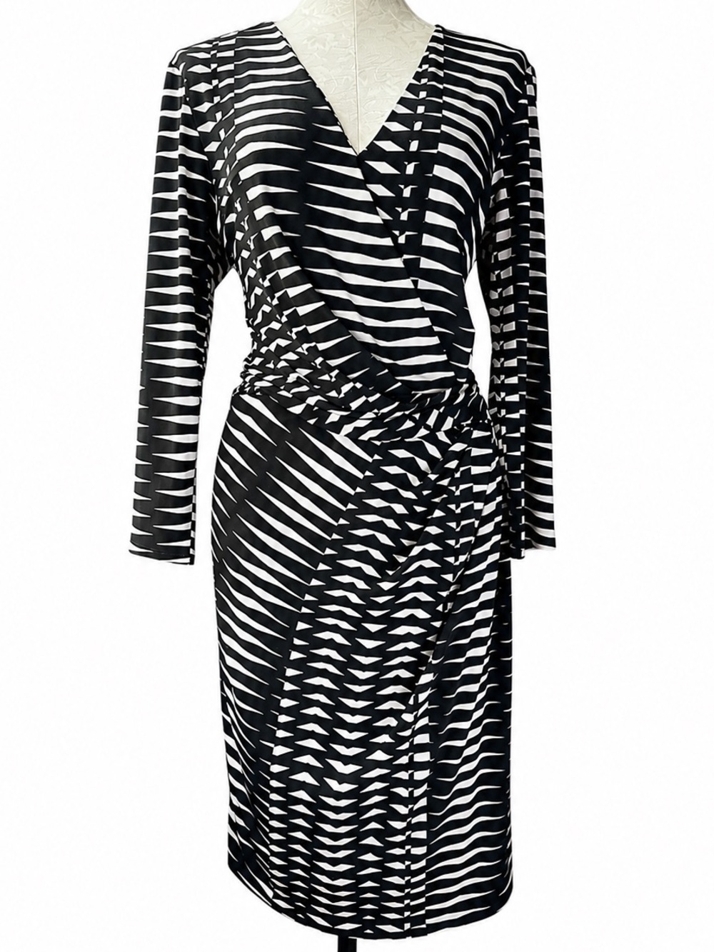 Josie Natori Black White Geometric Surplice Sheath Dress Size Large